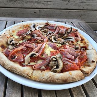 Pizza Romana (30 Cm.)