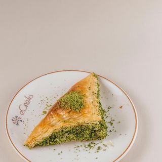 Баклава треугольник с каймаком