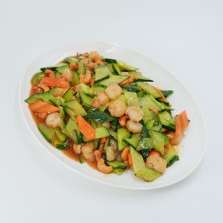 769 Škampi sa indijskim orahom i povrćem 450g