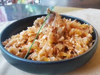 Пуйка с кисело зеле на пещ