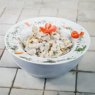 Pasta Fusilli con Funghi