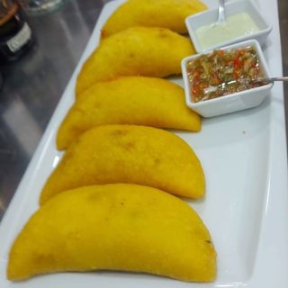 5 Empanadas Ranchera 