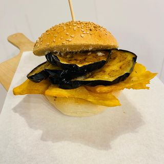 Panelle e melanzane fritte 