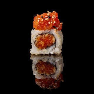 Uramaki spicy tuna