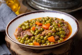 Grašak sa svinjskim mesom