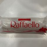3 BOMBONES RAFFAELLO