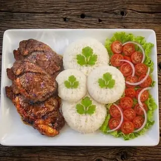 Filé com Arroz e Salada Mista 4Pessoas