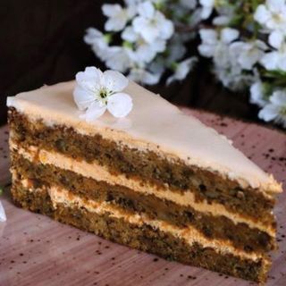 Գազարով տորթ