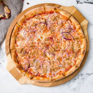 Pizza De Atún