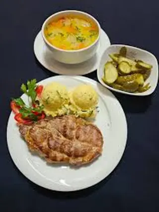 Meniul zilei ceafa de porc