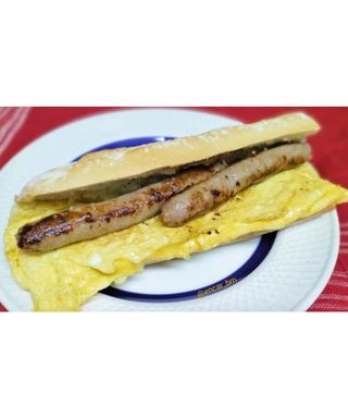 Tortilla Francesa  con longaniza