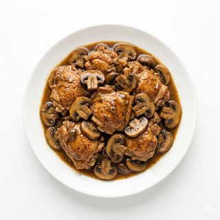 Pollo Con Champiñones