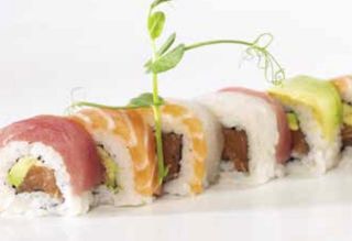 43. Rainbow maki 8 pezzi