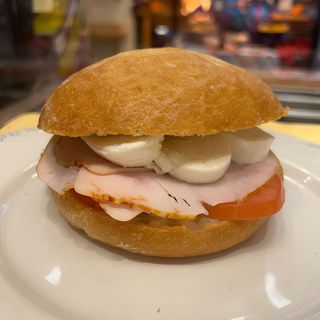 Bocadillo 1 (BURRATA)