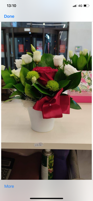 Aranjament 51 flori  la pahar ( dimensiune mică )