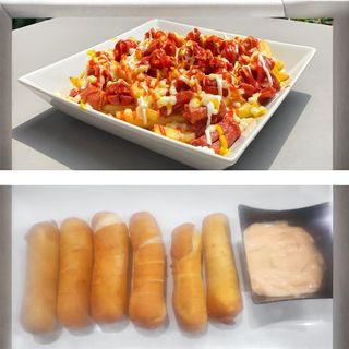 Combo Salchipapas y tequeños