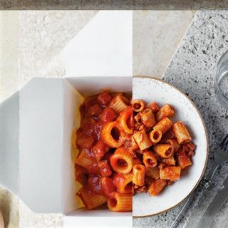 mezze maniche in crema di zucchine e guanciale