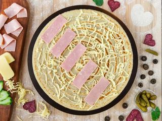 Палачинка с шунка и кашкавал