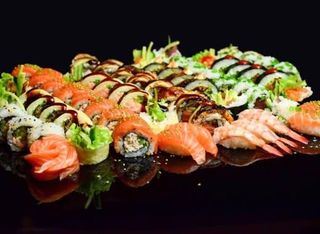 Sashimi roll w ogórku 6szt