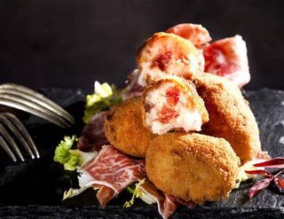 Croquetas caseras de jamón