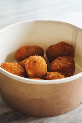 Croquetas Variadas (8 Uds.)