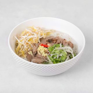 Pho ga z kurczakiem i wołowiną