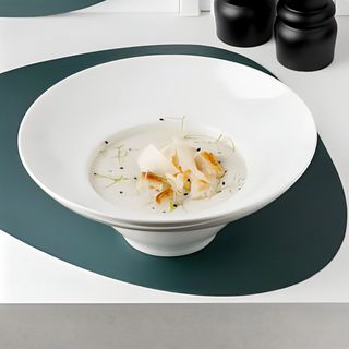 Supă-cremă de ciuperci cu fileu de pui