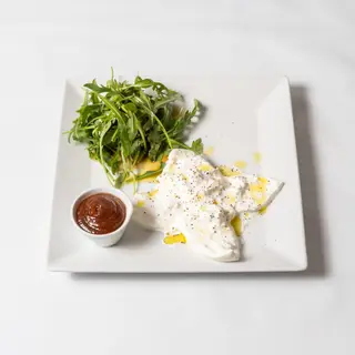 Burrata Con Mermelada De Tomate A La Menta