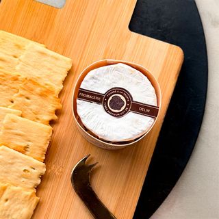New! Queso Cremoso De Borgoña Con Trufa 100G