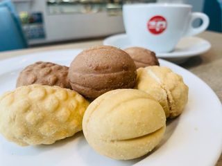 Орехче с крем (500г)