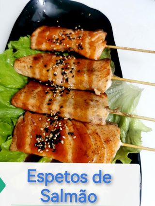 17.Espetos de Salmão（三文鱼串）