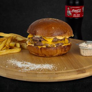 ორმაგი ჩიზბურგერის მენიუ