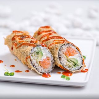 Топъл суши дюнер със сьомга (300г)