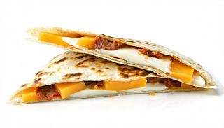 Piadina crudo e mozzarella