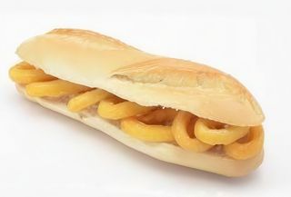 19. Bocadillo De Calamares Con Alioli