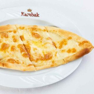 Pide with Cheese - ყველიანი ფიდე