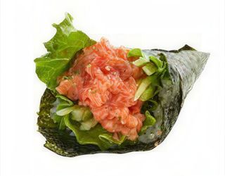 243 Temaki spicy salmone