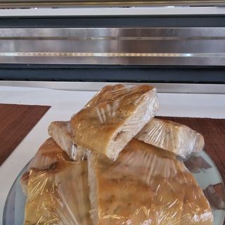 Focaccia y romero casera