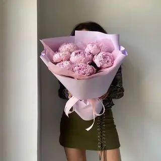 7 bujori Sarah Berdnardt