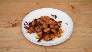 Pollo con salsa sichuan