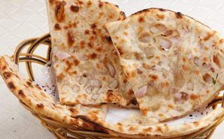 Onion naan