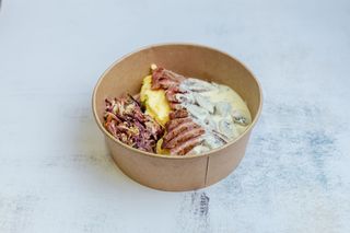 Ramstek u sosu od šampinjona sa pire krompirom