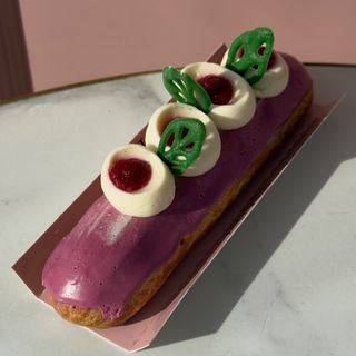 Еклер ягідний