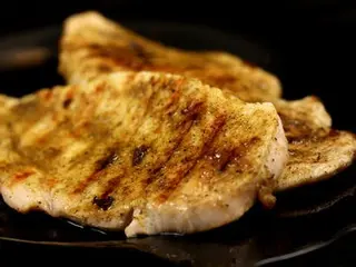 Piept de pui la gratar cu orez aromatizat