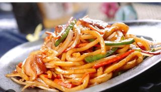 Yaki Udon Vegetariano