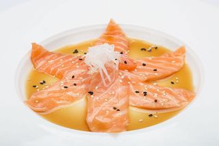 097 - Carpaccio di salmone 12 pezzi