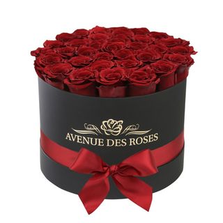 25 trandafiri criogenati in cutie neagra