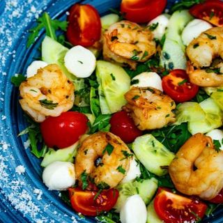 Insalata con gamberi