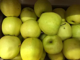 Ябълки зелени