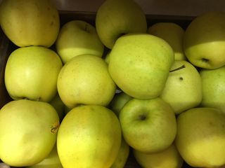Ябълки зелени